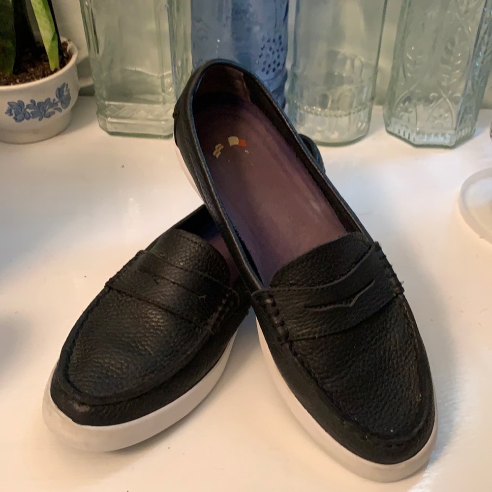 Nantucket II Leather Loafer Black sz7